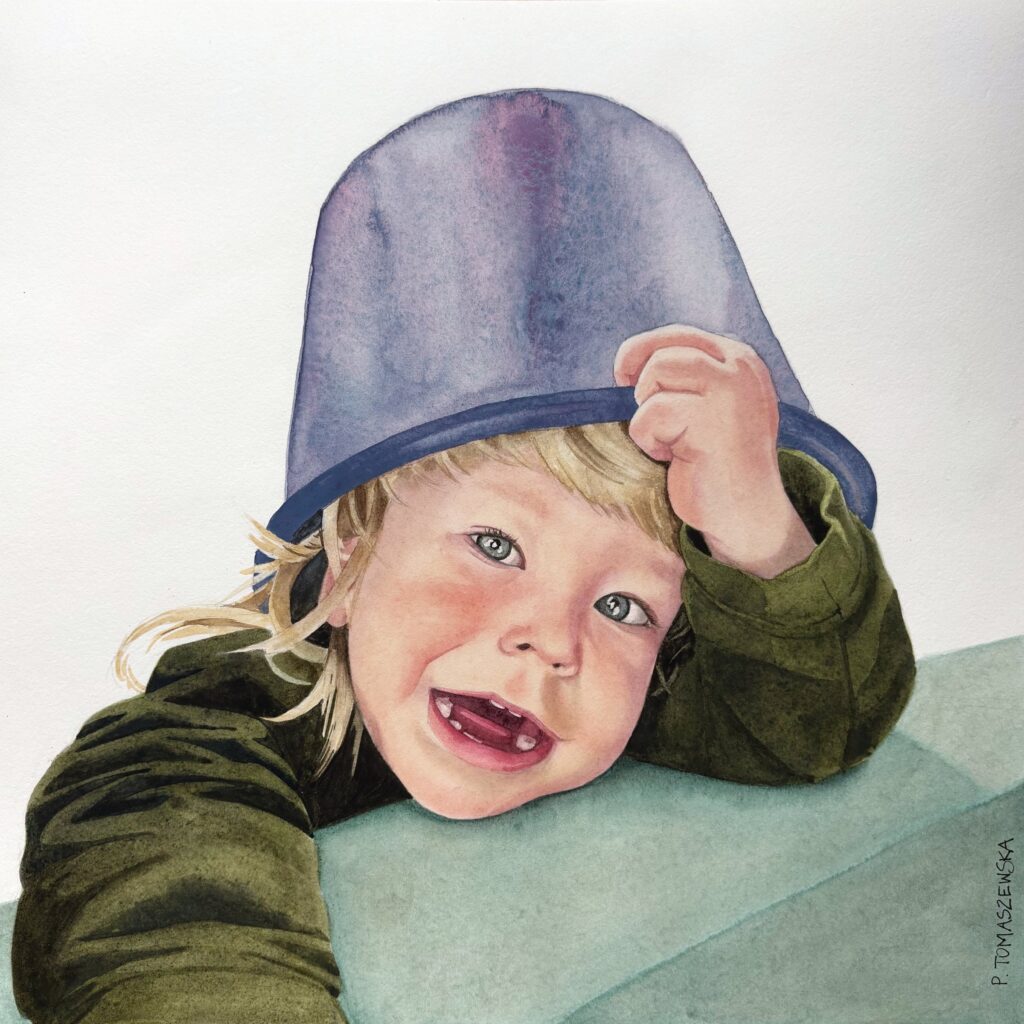 Portret dziecka akwarelą na zamówienie, seria Dziecko w kapeluszu, dziecko opiera głowę o stół, Paulina Tomaszewska Warszawa